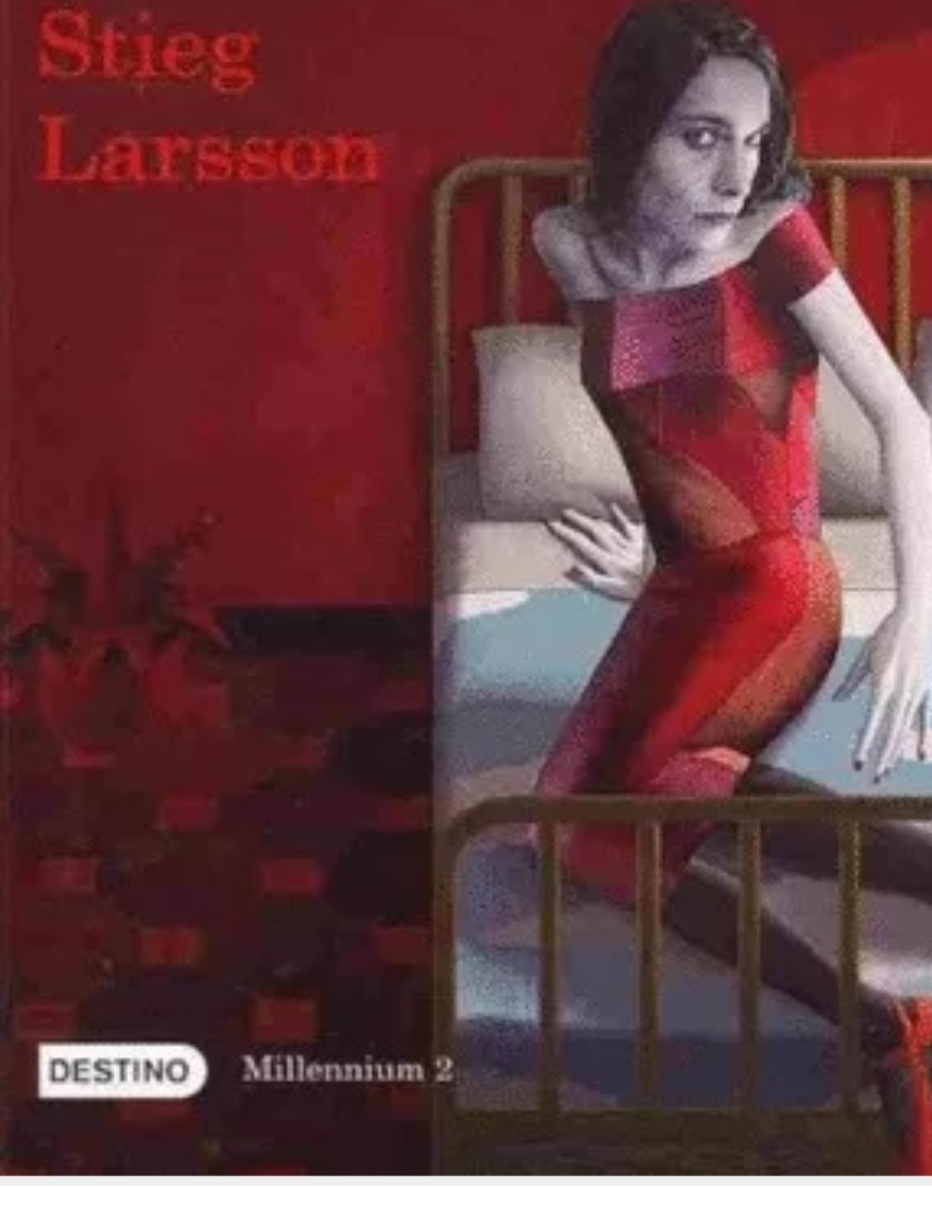 LA CHICA QUE SOÑABA CON UNA CERILLA Y UN BIDON DE&nbsp;GASOLINA